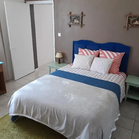 Neflier Holiday home