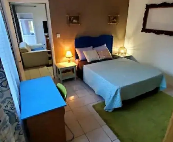 Néflier Casa vacanze Ménesplet