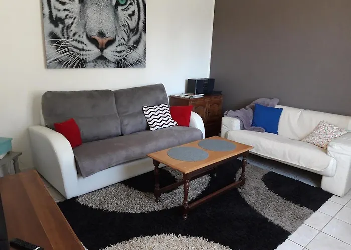 Néflier * Ménesplet