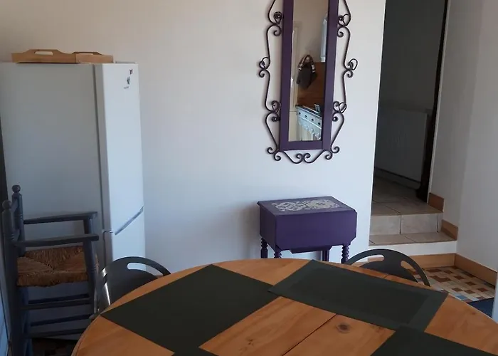 Néflier * Ménesplet